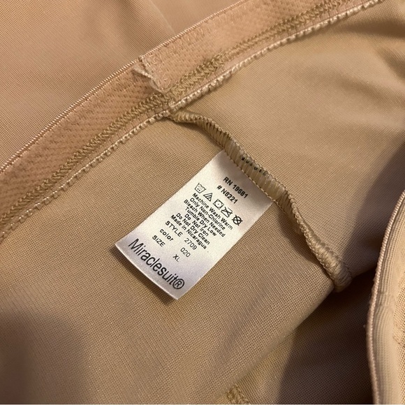 Miraclesuit Extra Firm Control High-Waist Thigh Slimmer Size XL Cream Beige - Picture 3 of 6